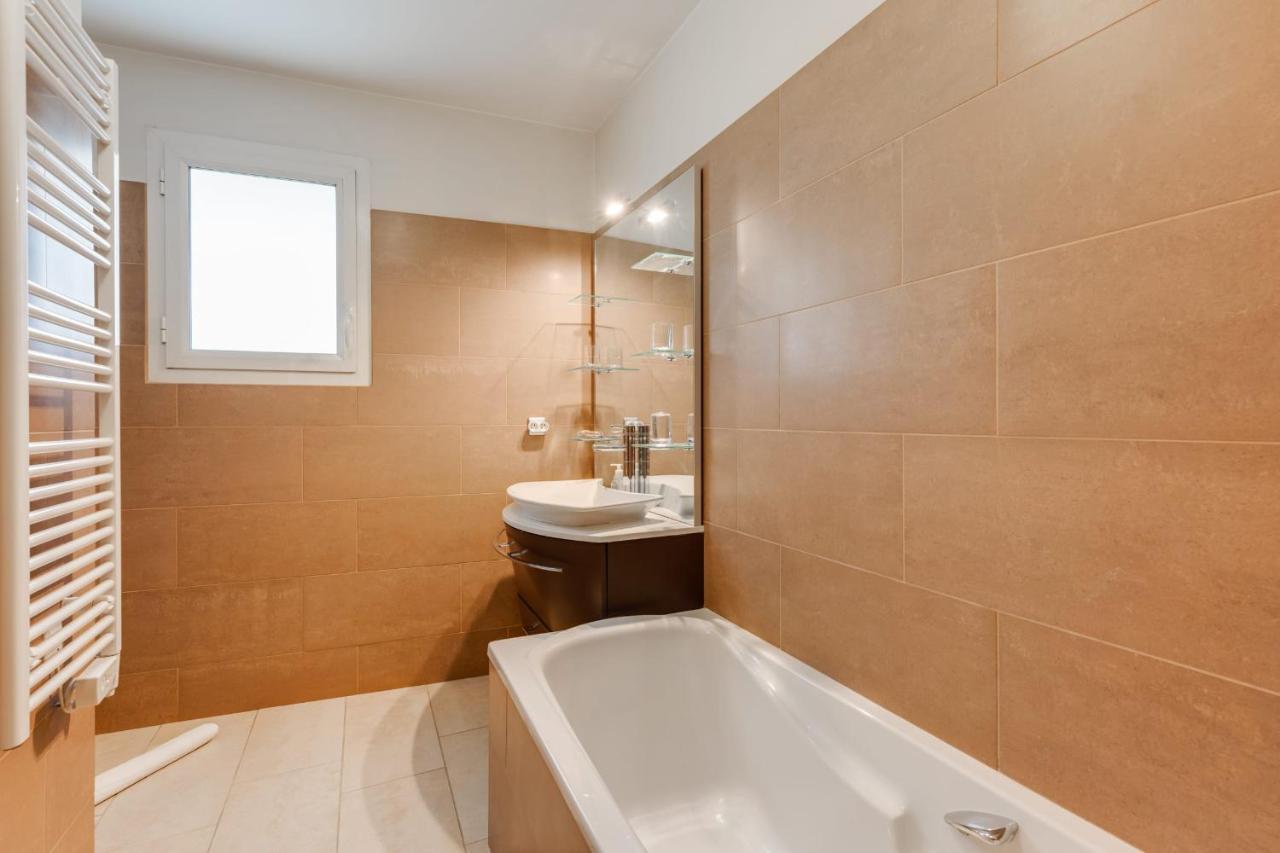 Apartment Kiss Cool - 2 Bedroom With Terrace And Garage *