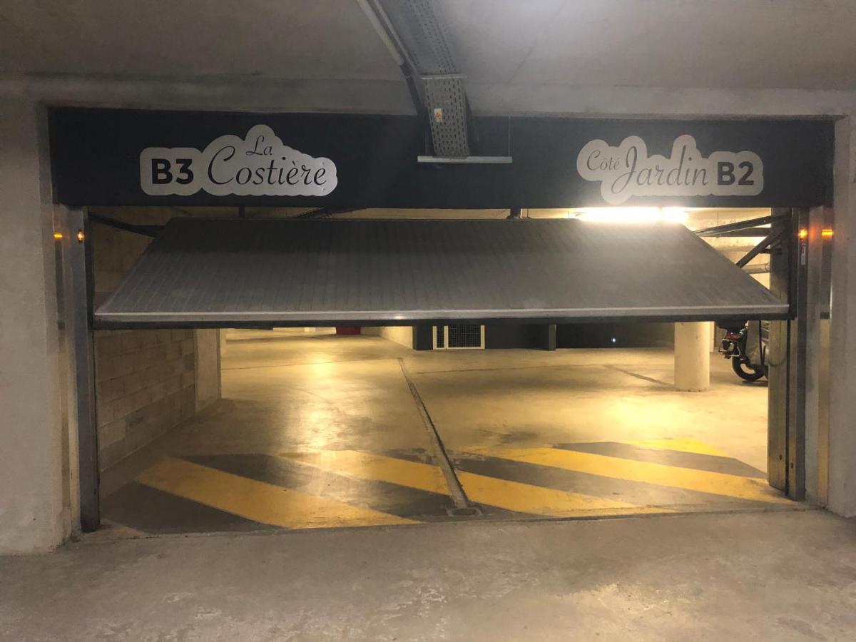 La Costiere Du - - Vieille Ville, Plage, Garage Appartement *