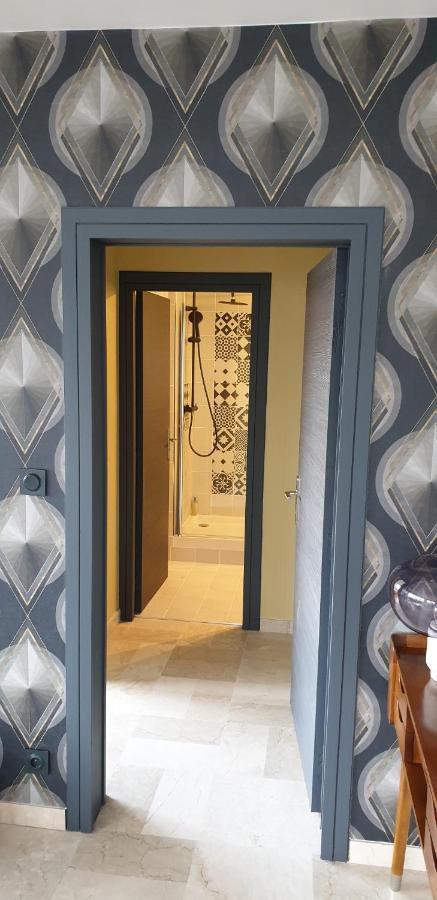 Lumineux De 90 M2 Situe En Centre Apartment