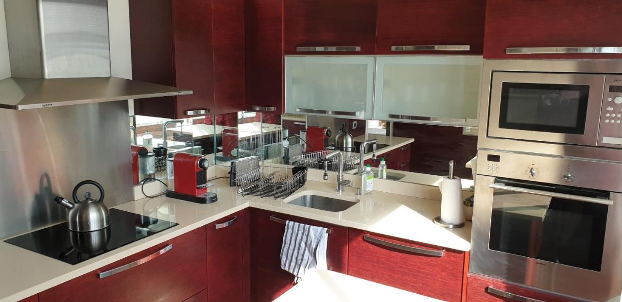 Lumineux De 90 M2 Situe En Centre