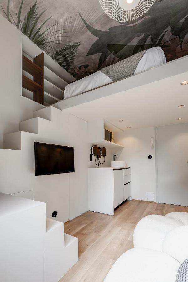 La Petite - T1 In Duplex In The City Center *