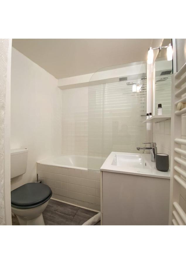 Appartement Coup De Coeur Au Pied Du Château - Joli Idéalement Placé *