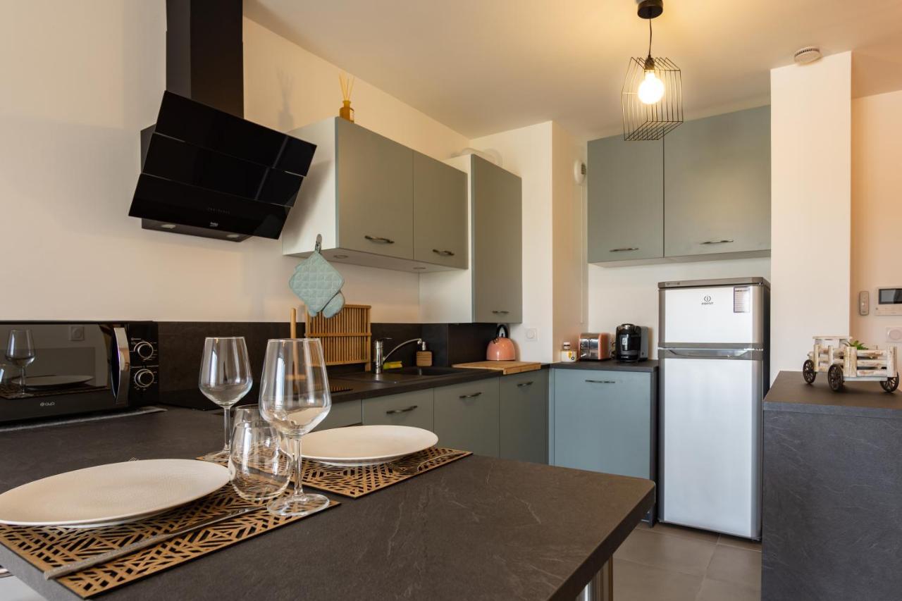 85 Geneve Confortable T2 Avec Parking Prive * Annecy
