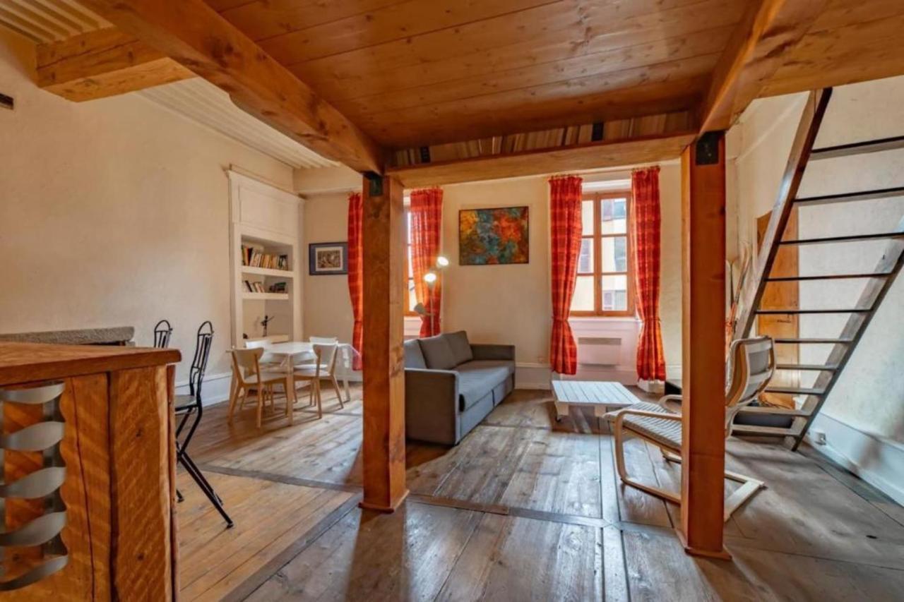 Classified 2 Stars In The Heart Of The Historic Center Of Apartment *