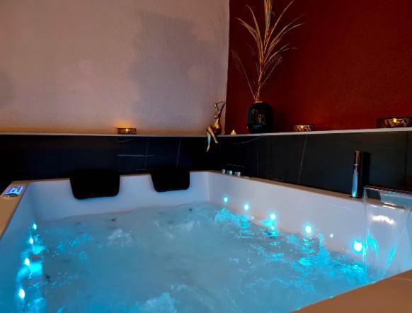 Majord'home 4*- Le Macaron -coeur Vieille Apartment Annecy