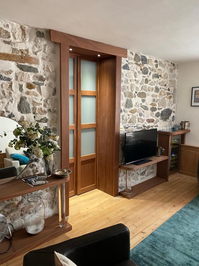 Apartment Charmant Appartement Annecy *