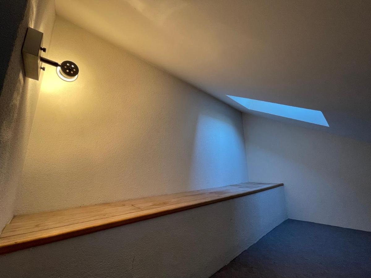 Sous Les Toits Centre-ville Apartment *