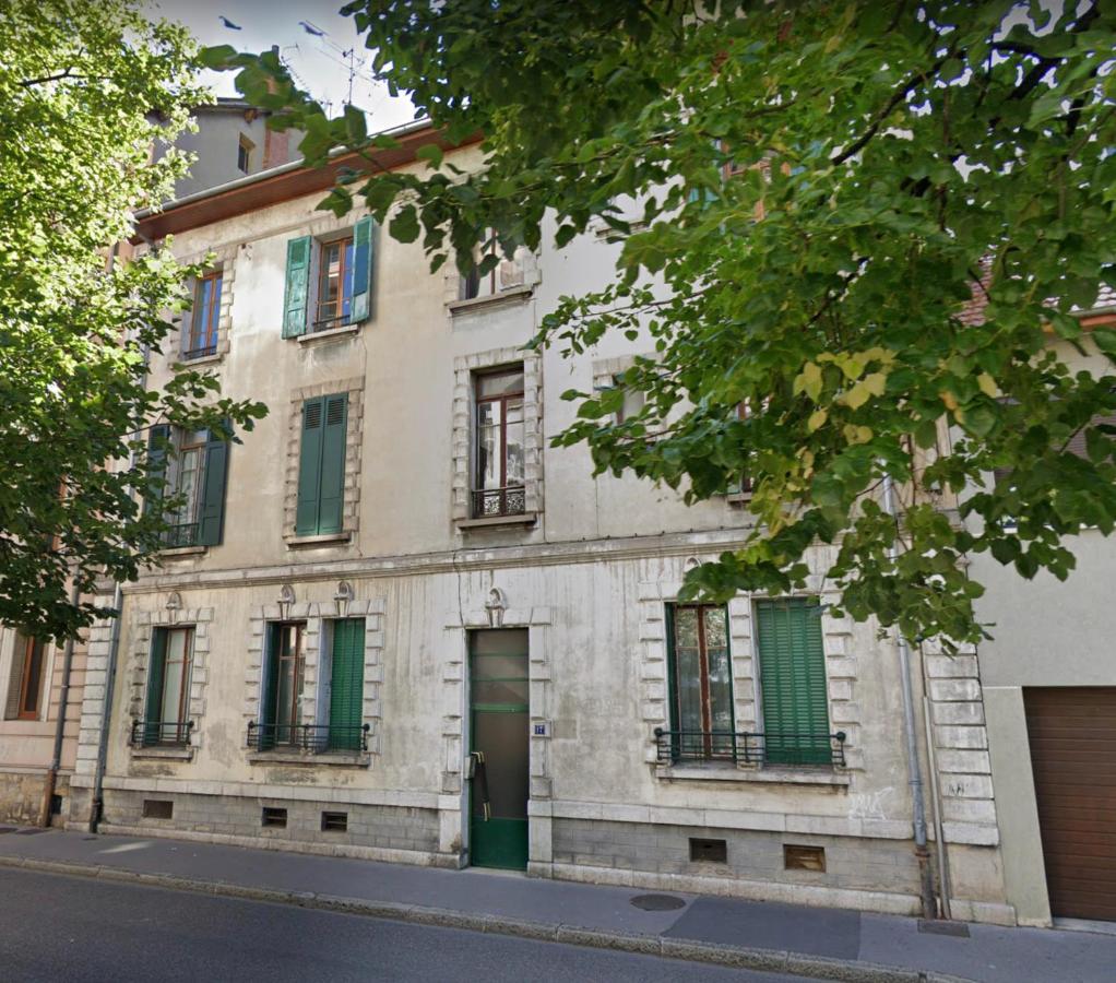 Apartment Sous Les Toits Centre-ville *