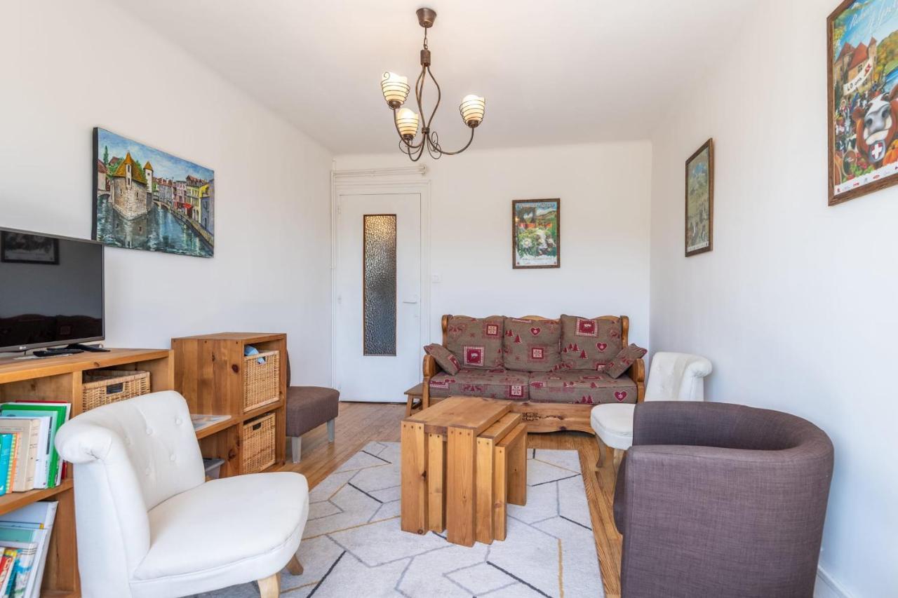 Apartment Cozy With Balcony Near Lake And The Beaches Annecy