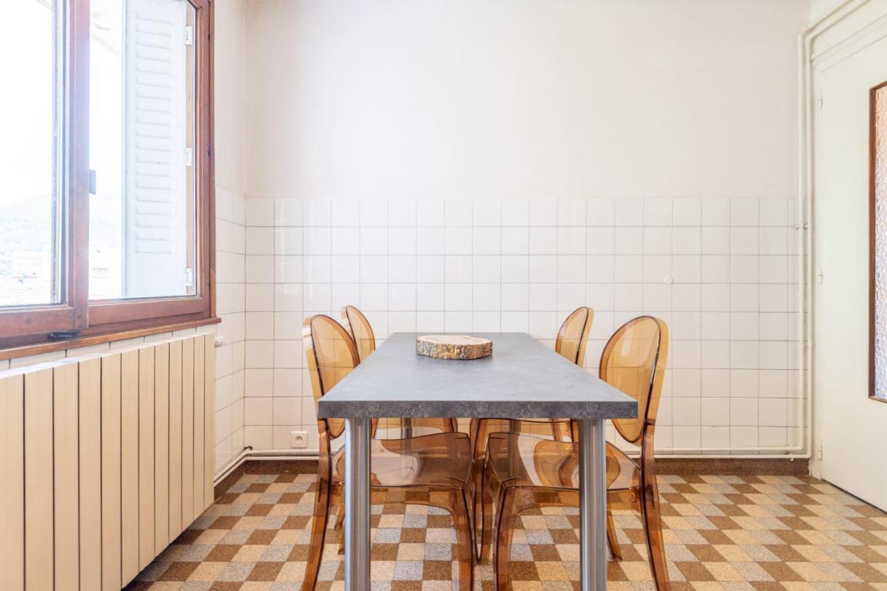 Apartment Cozy With Balcony Near Lake And The Beaches