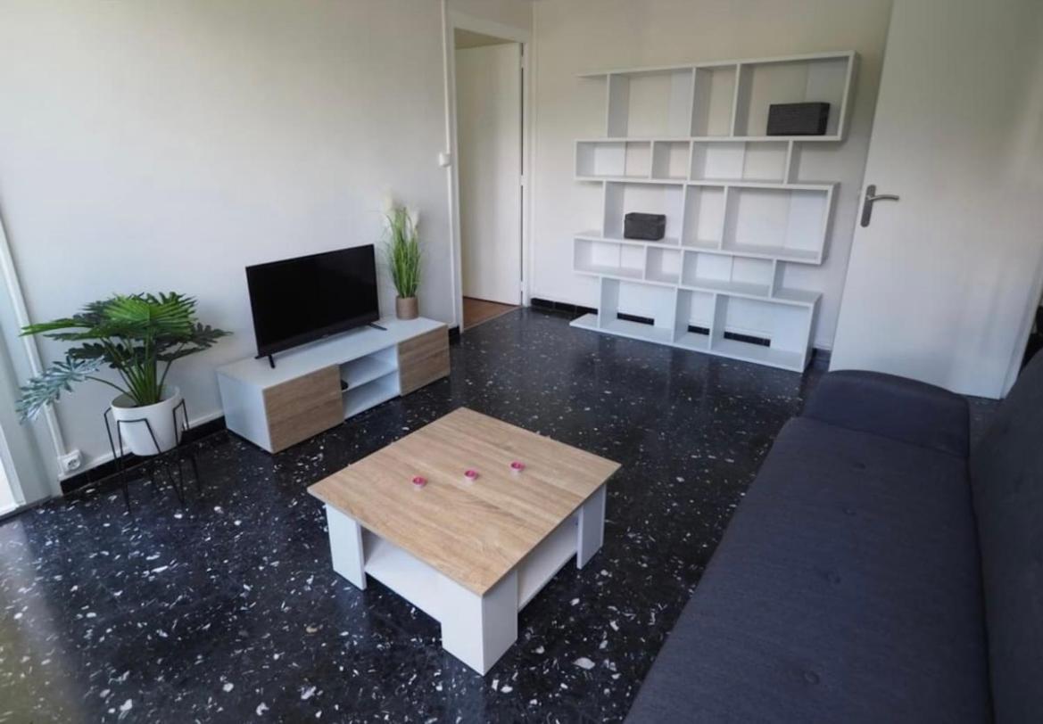 Apartment Manon *