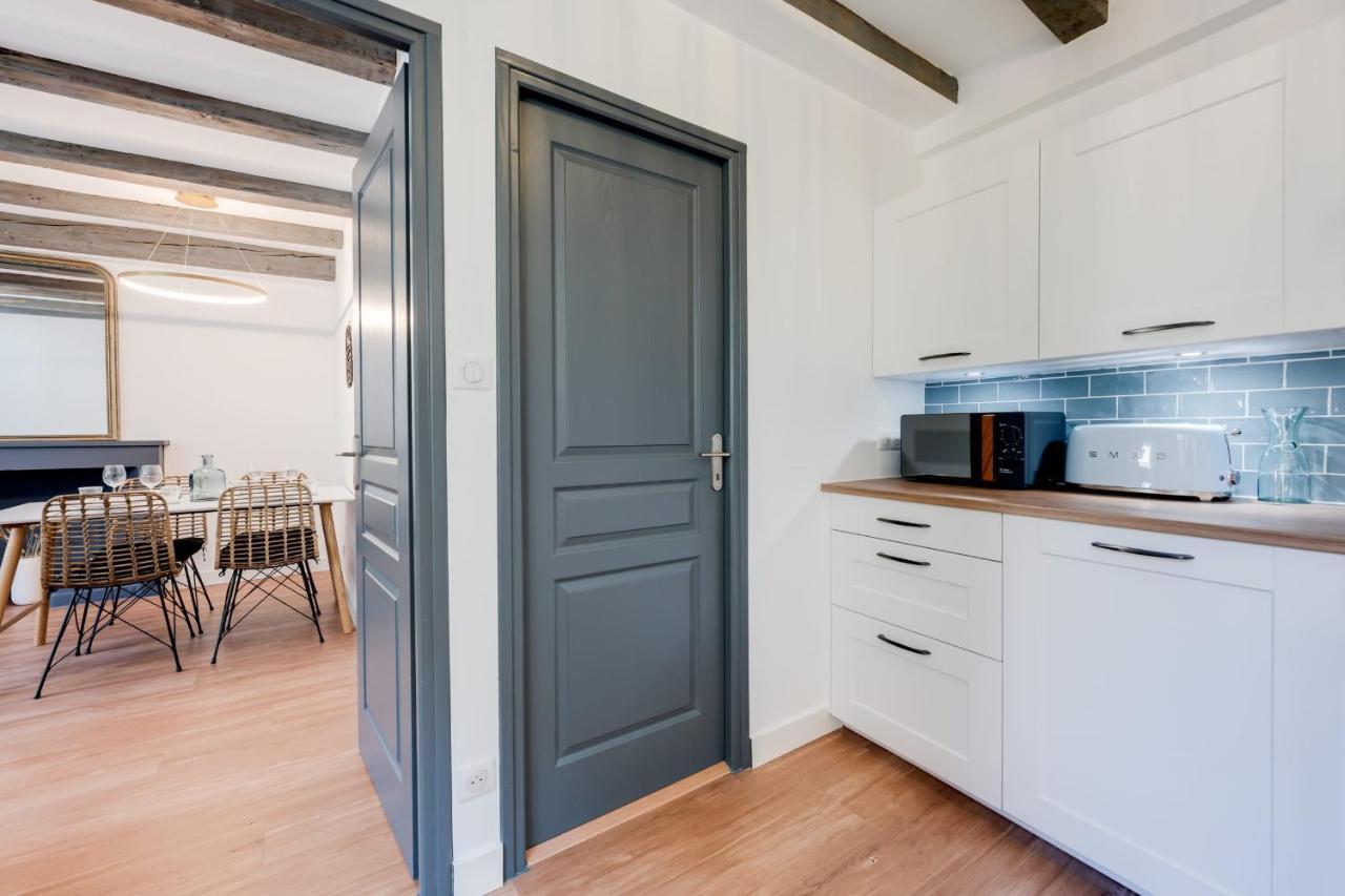 L'escale Bleue - For 2 To 4 People In The Heart Of *