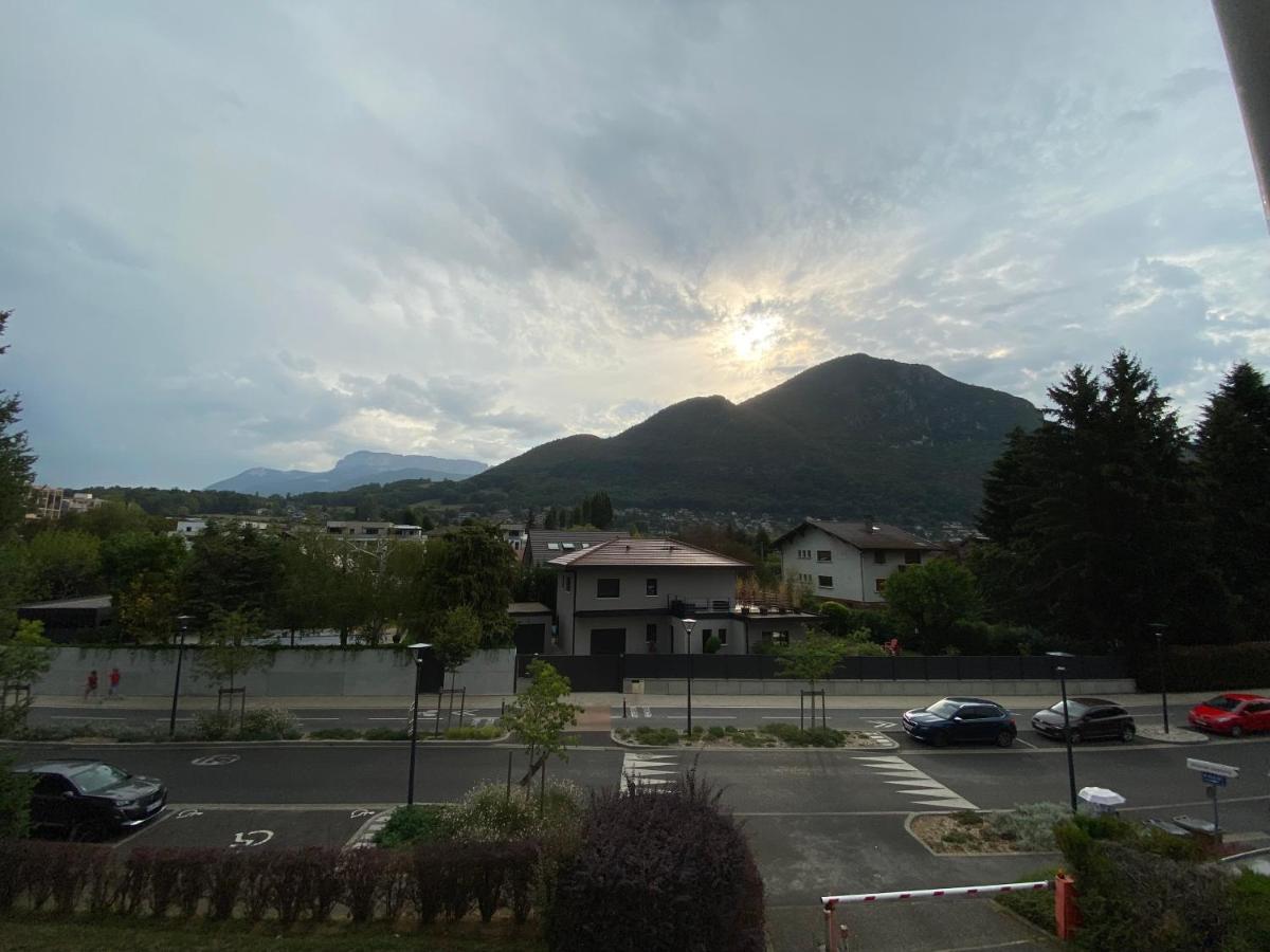 Apartment Le Malaga - Parking & Balcon, A 500m Du ! Annecy