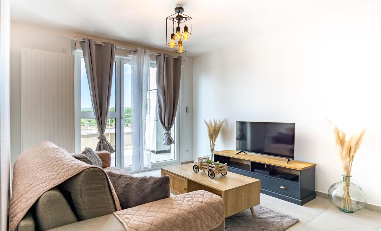 85 Geneve Confortable T2 Avec Parking Prive Apartment Annecy