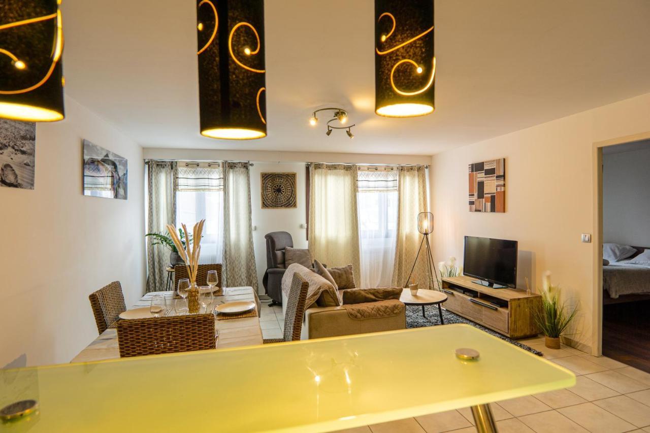 Superbe Avec Parking Gratuit Sur Place Appartement