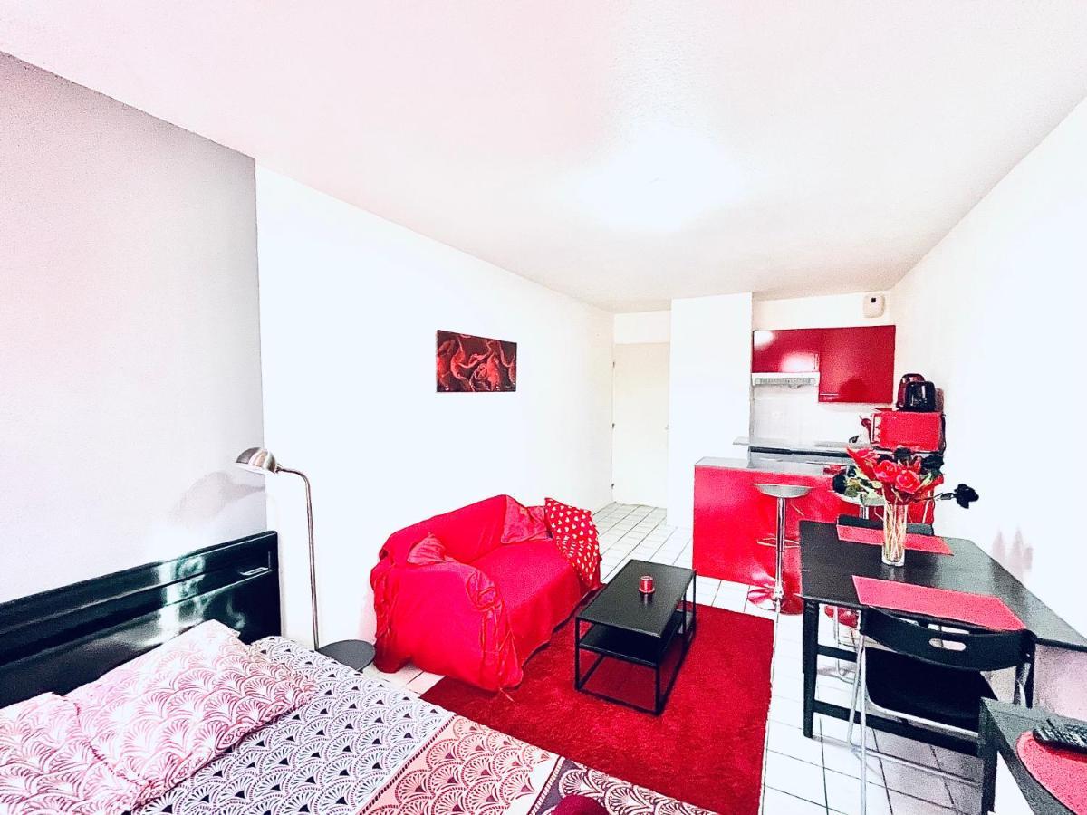 Apartment Le Red Escape A 15min Du Centre Avec Parking Prive Gratuit *