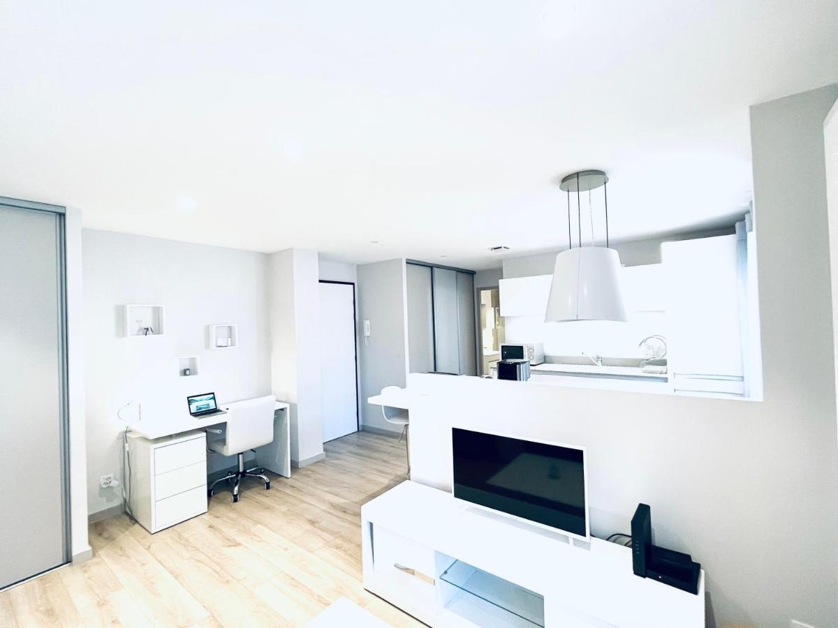 Le White Cosy A 5 Minutes Du Avec Parking Privatif Gratuit *