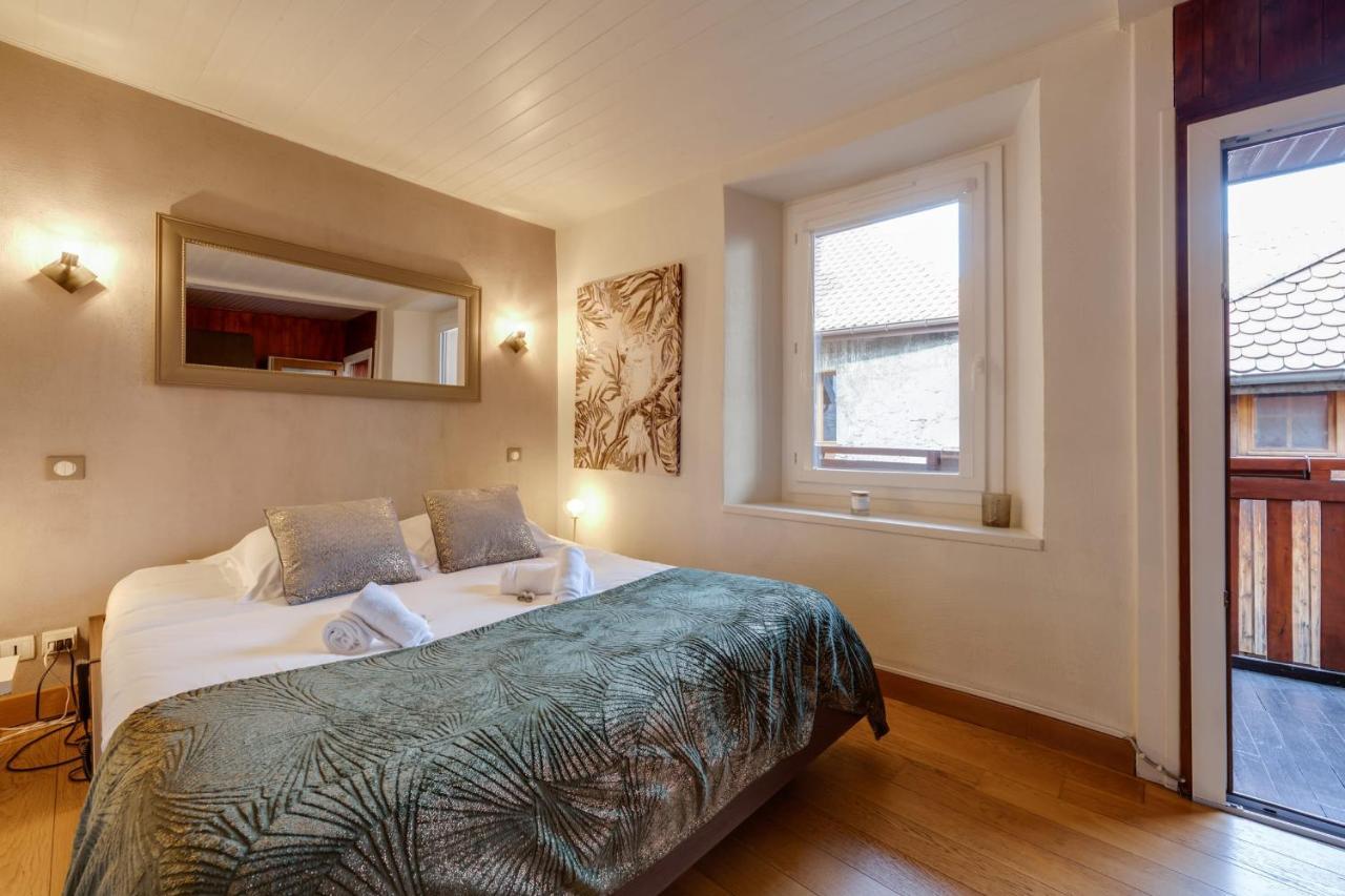 Apartment La Tour Du - Beautiful In The Heart Of *