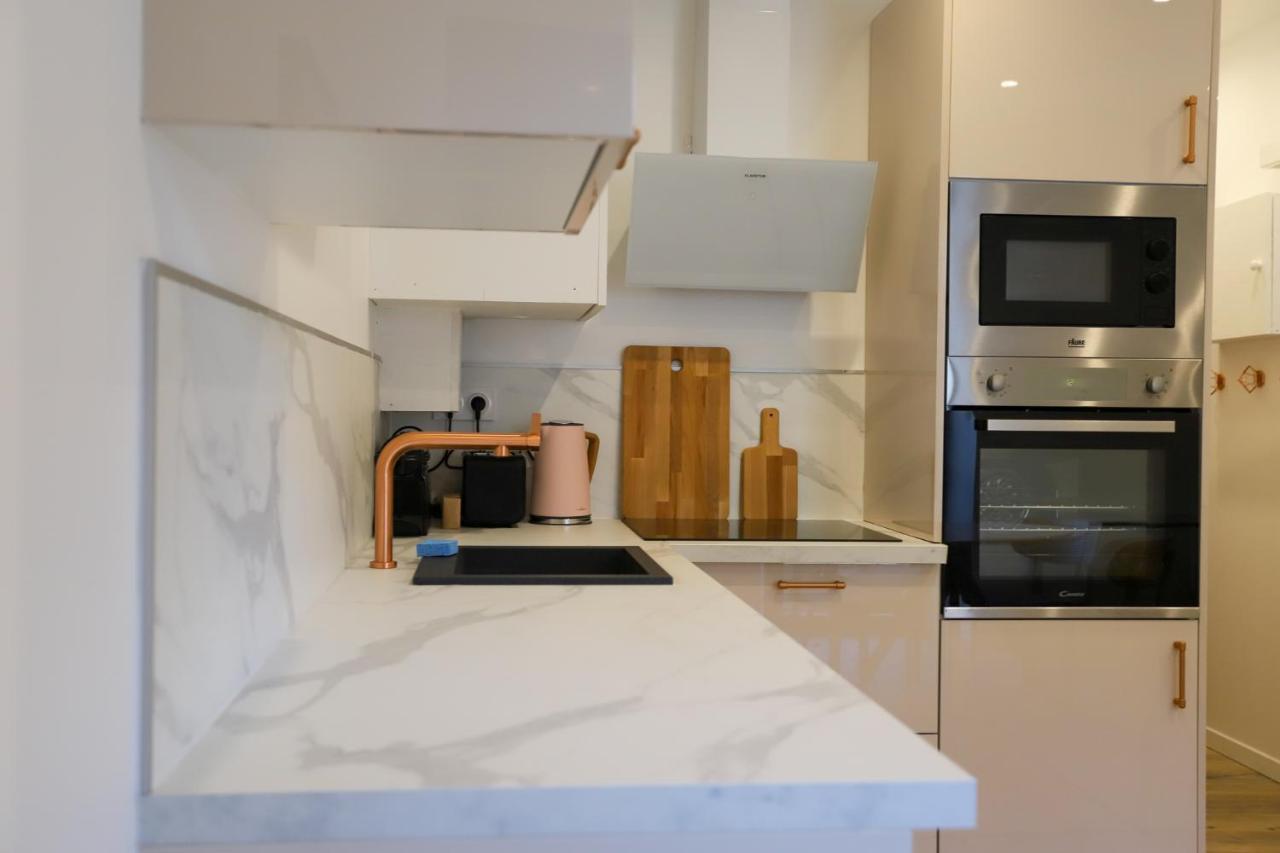 Reve Blanc 2 Etoiles A Centre Et Apartment Annecy