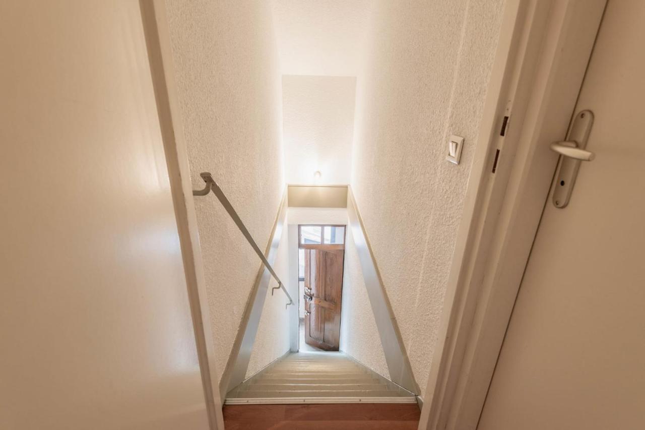 Pleasant Three Minutes From The Center Of Apartment Annecy