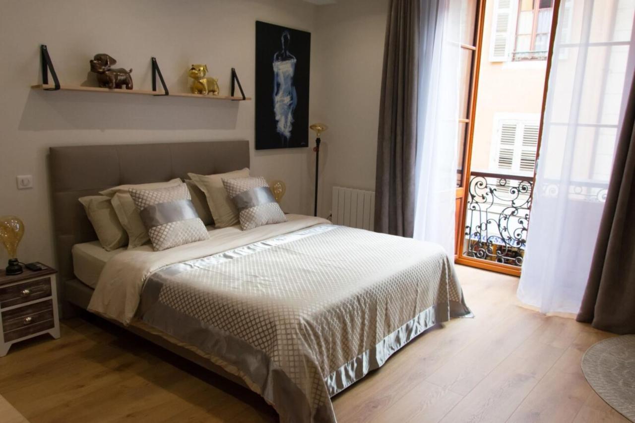 Charming In The Heart Of The Pedestrian Area
