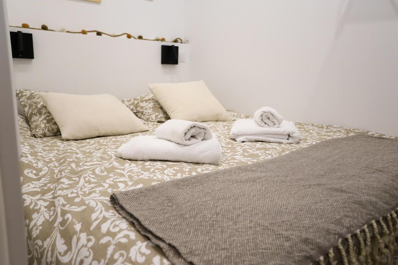Reve Blanc 2 Etoiles A Centre Et *