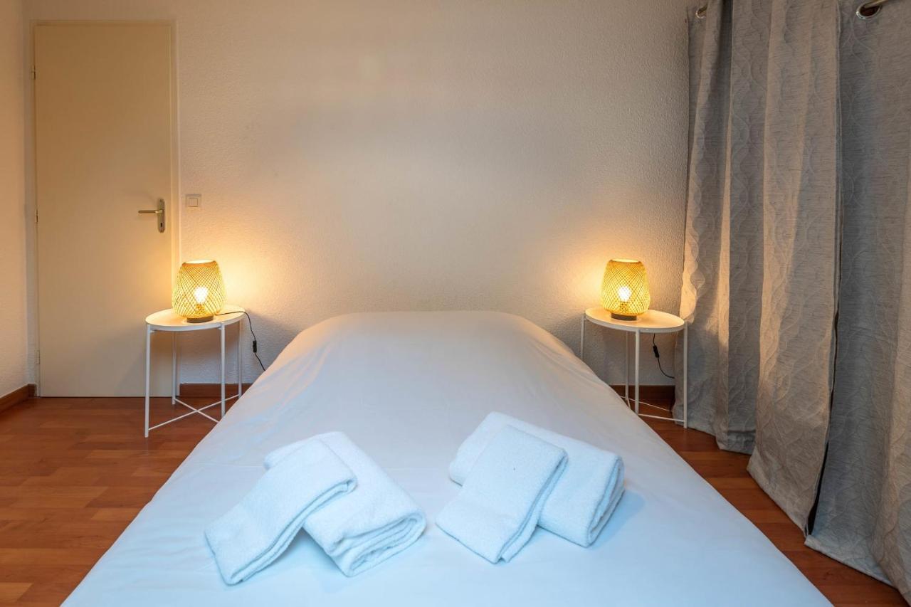 Apartment Pleasant Three Minutes From The Center Of *