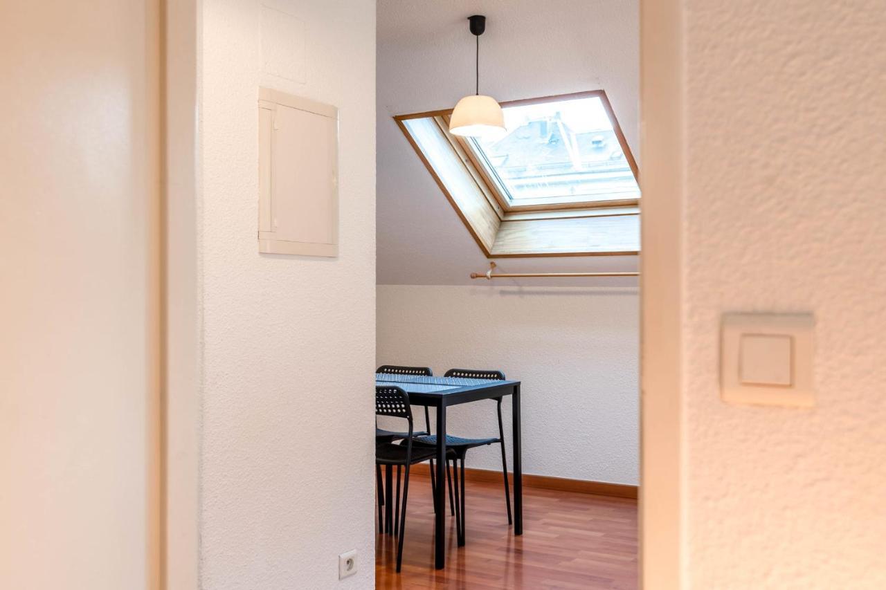 Apartment Pleasant Three Minutes From The Center Of