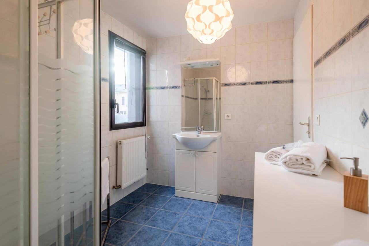Apartment Pleasant Three Minutes From The Center Of *