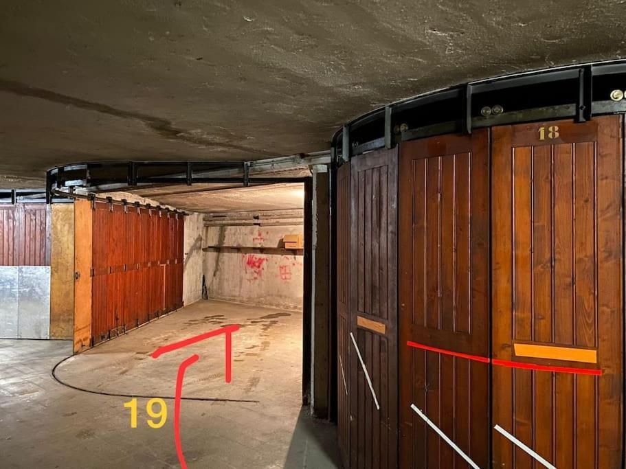 Le Jane : Centre Ville, Garage, Balcon Annecy