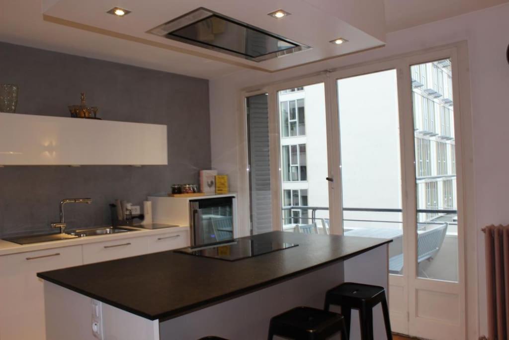 Apartment Le Jane : Centre Ville, Garage, Balcon *
