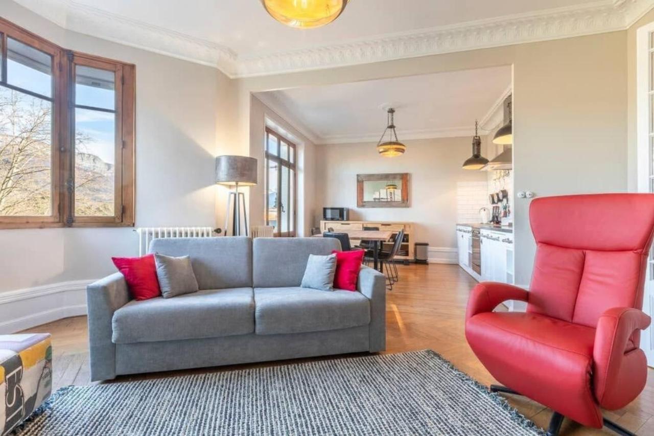 The Red Heart Of - Beautiful For 4 People Apartment *