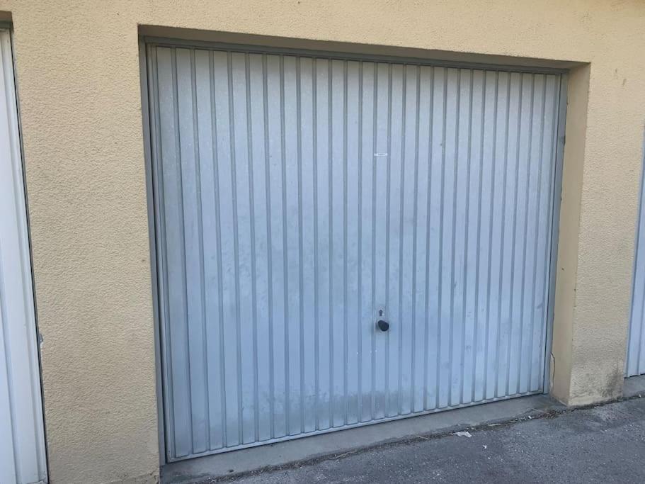 Hirondelle : Prive Avec Garage Appartement Annecy