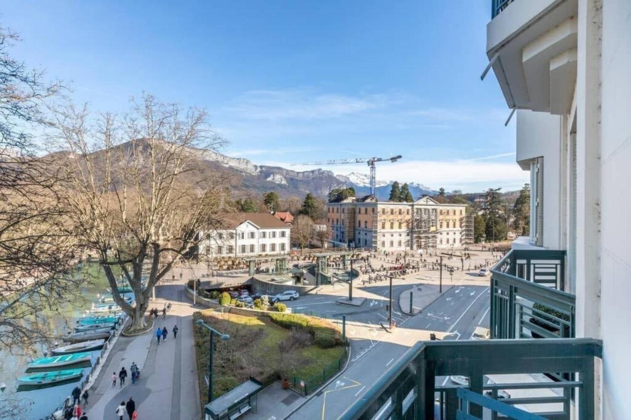 The Red Heart Of - Beautiful For 4 People Annecy