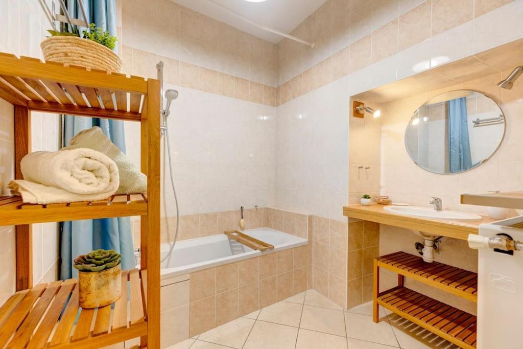 Vecchia Citta Cote Vieille # Yolo Alp Apartment