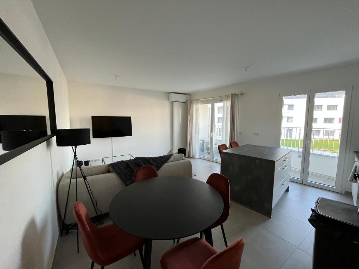 Le Paradis Blanc Apartment *