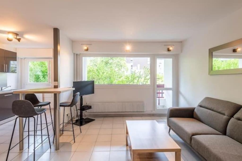 Joli Avec Balcon Proximite Apartment