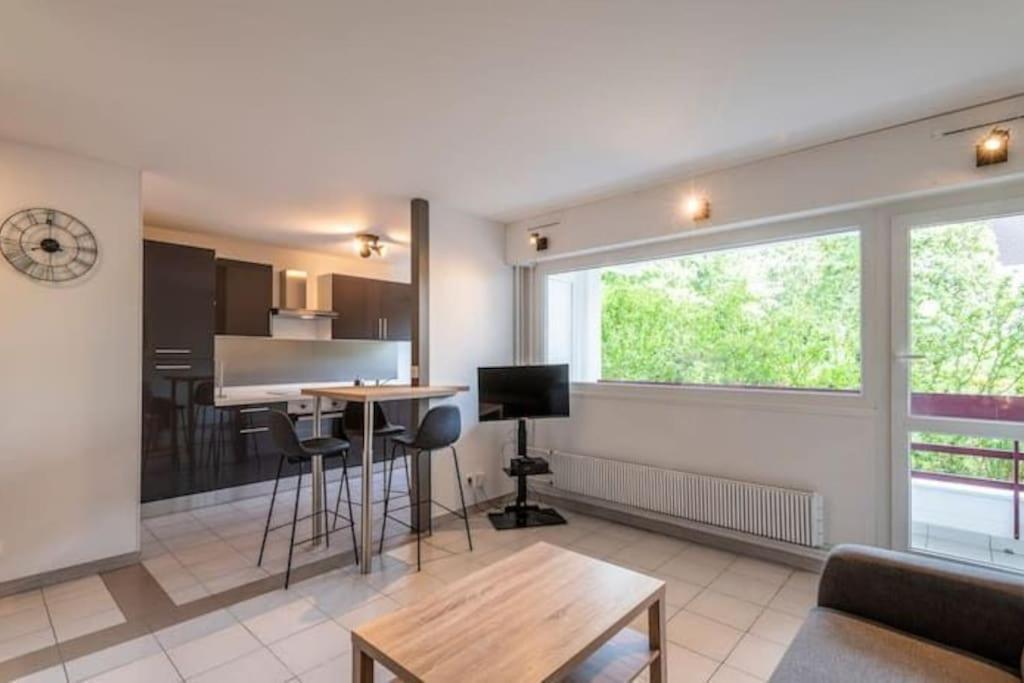Joli Avec Balcon Proximite Apartment
