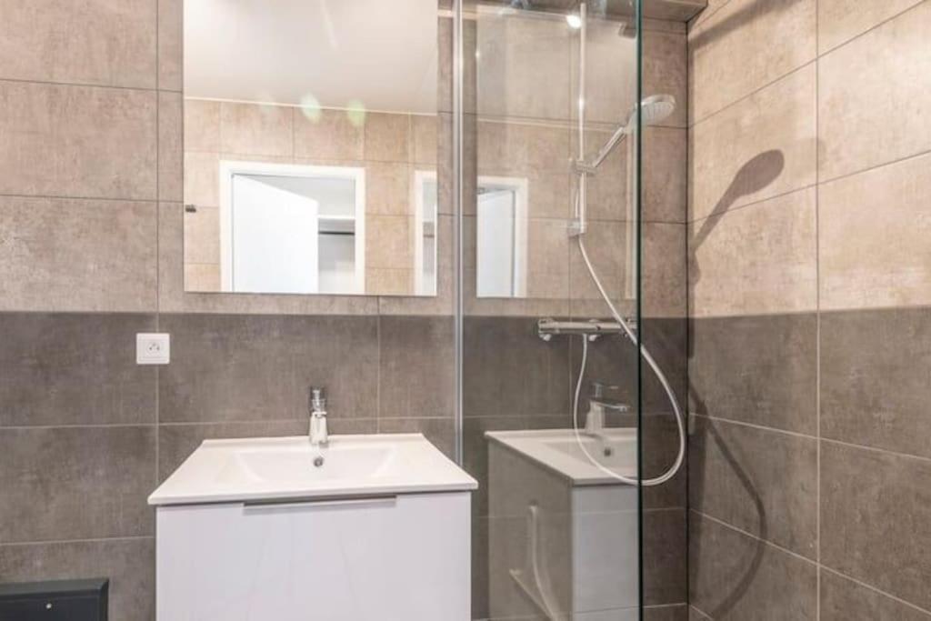 Apartment Joli Avec Balcon Proximite Annecy