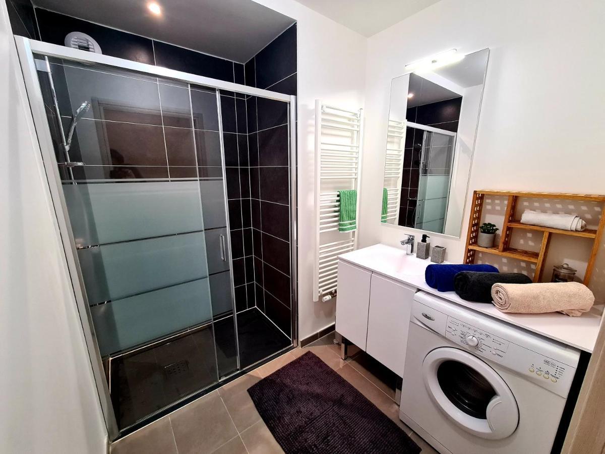 Aux Premieres Loges - Vue Lac Apartment *