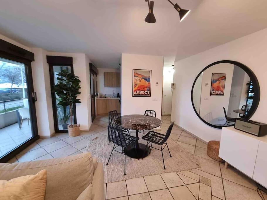 L'alexandrin Apartment *