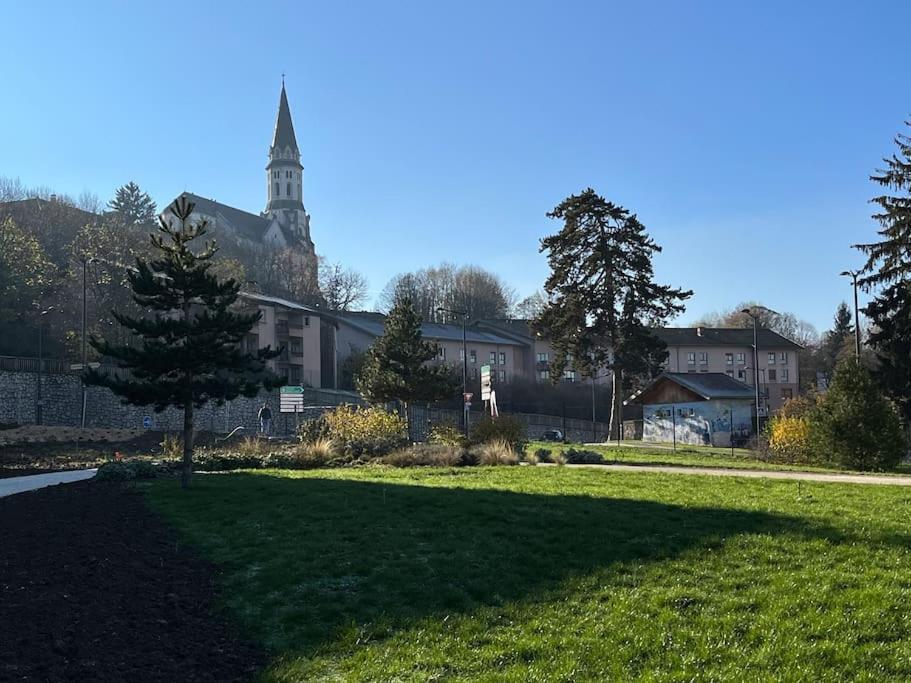 La Sonate Au Bord Du Et De La Vieille * Annecy
