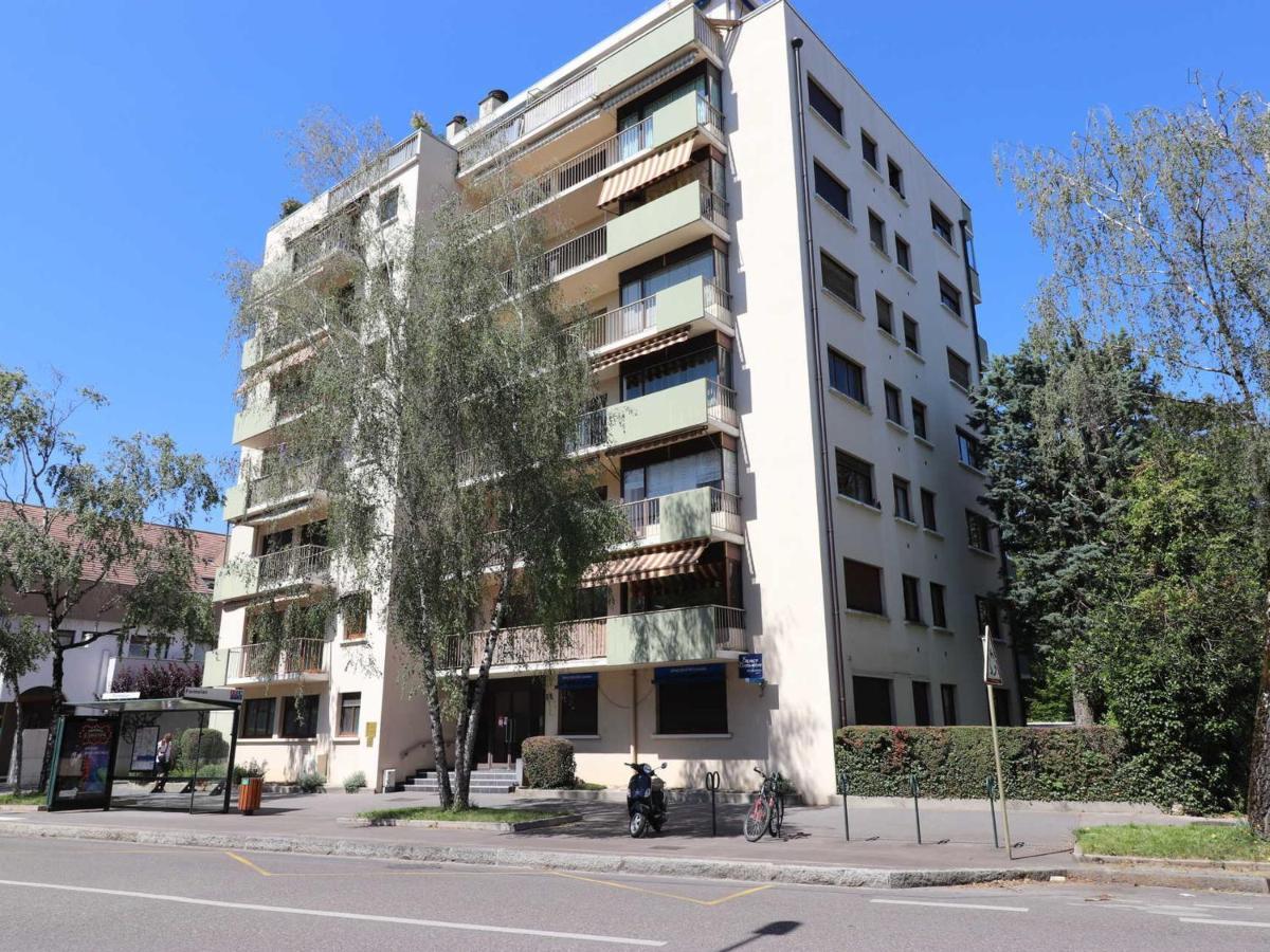 Apartment - 2 Pieces Renove, Proche Et Centre-ville, Avec Parking - Fr-1-432-76 *