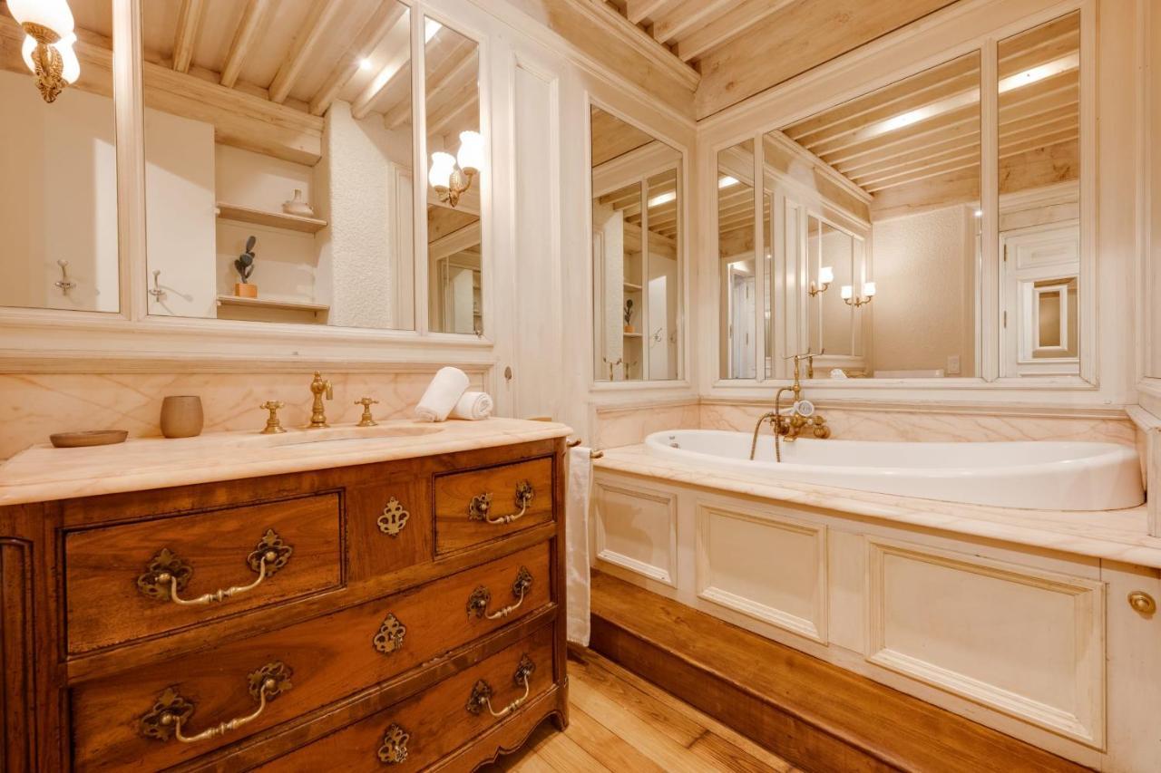 Le Balcon Perriere Ii - Charming With Direct View Of The Thiou Apartment *