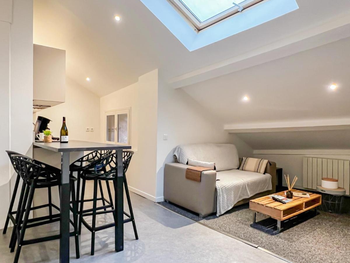 Atypique Sous Chateau Vieille Apartment