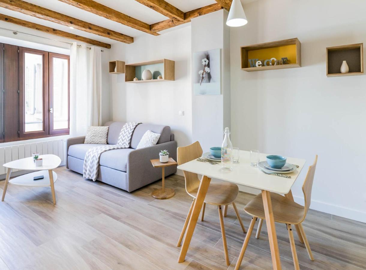 Olson Romantique Vieille Apartment Annecy