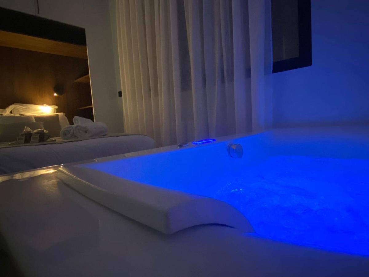 Appartement Jacuzzi Bay Avec Literie Grand Luxe Proche Du Avenue Du Parmelan *