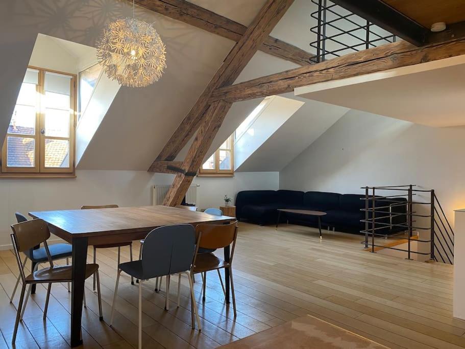 City, Au Coeur De La Vieille Apartamento *