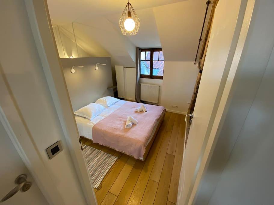 City, Au Coeur De La Vieille Apartamento *