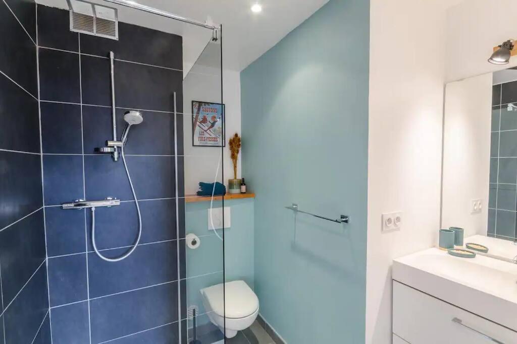 L'authentique ~ 1 Km ~ Parking Gratuit Apartment